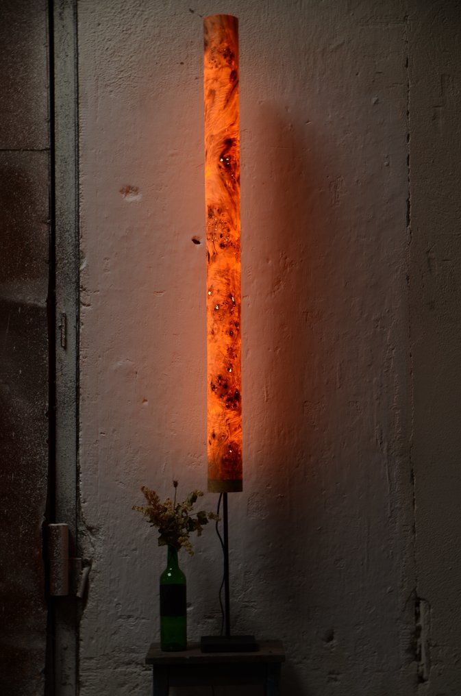 Veneerlamps - Tadeusz Piesiak - 落地灯 - Golden Mara - 现代有机 - 天然木 175 厘米落地灯 - 木 #2.1