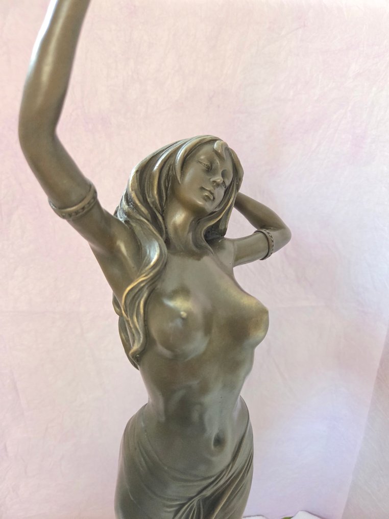 A. Moreau - Statue, Girl with torch - 70 cm - Bronze #4.3