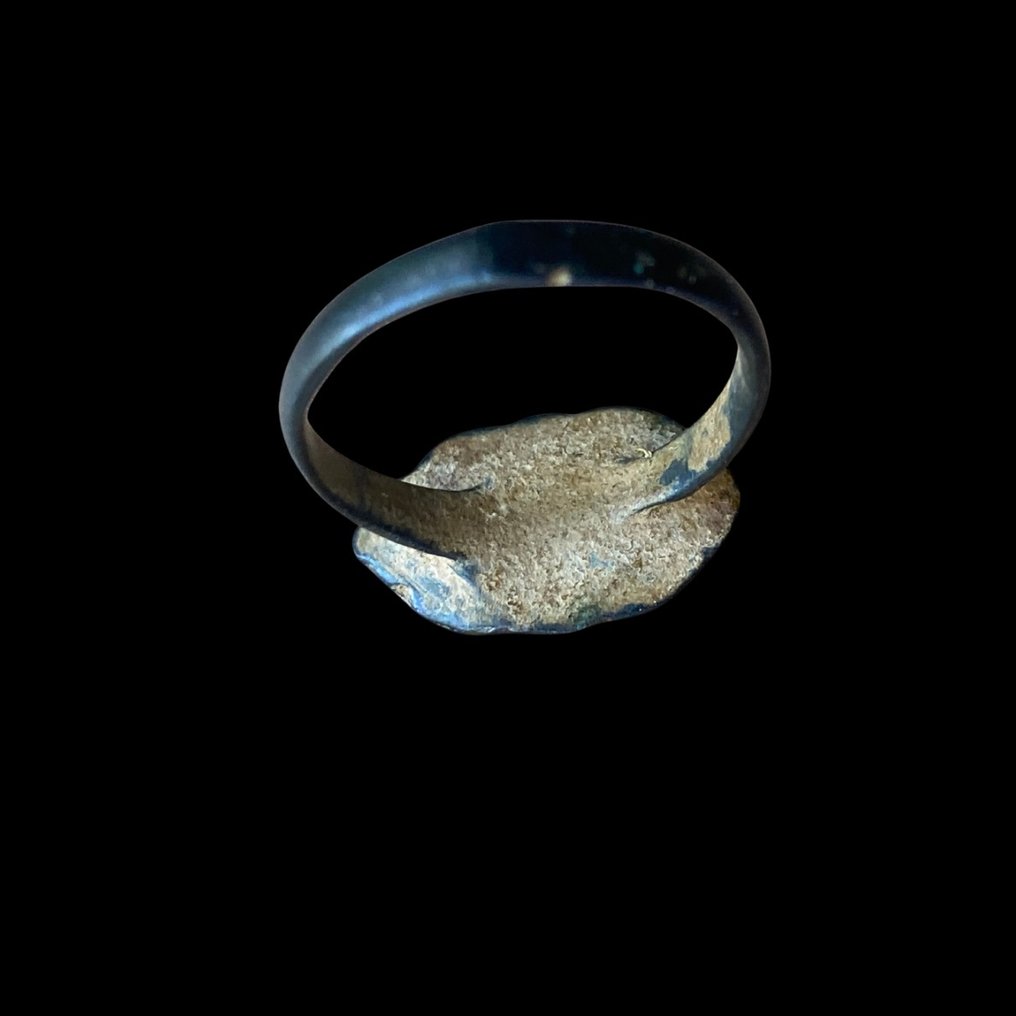 Μεσαιωνική: Εποχή των Σταυροφόρων (10ος–12ος αιώνας μ.Χ.) 4x διακοσμημένα δαχτυλίδια Μπρούντζος Δαχτυλίδι  (χωρίς τιμή ασφαλείας) #4.3