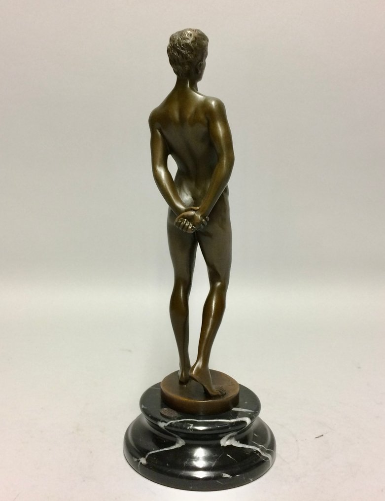 Γλυπτό, Naakte Man - 31 cm - Χάλκινο άγαλμα ενός γυμνού άνδρα σε μια προκλητική πόζα. #3.2