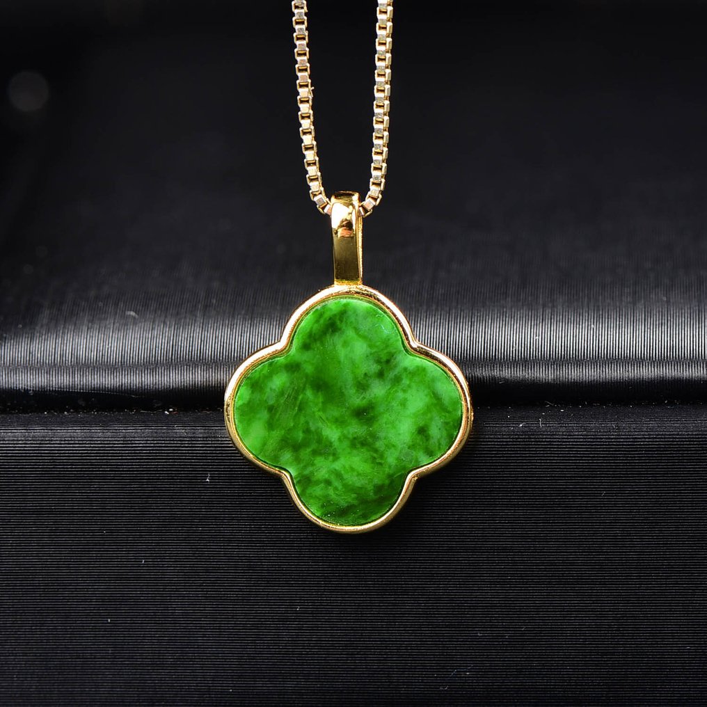 认证未处理翡翠吊坠（A货） 艺术与自然优雅的完美融合- 1.29 g #1.0