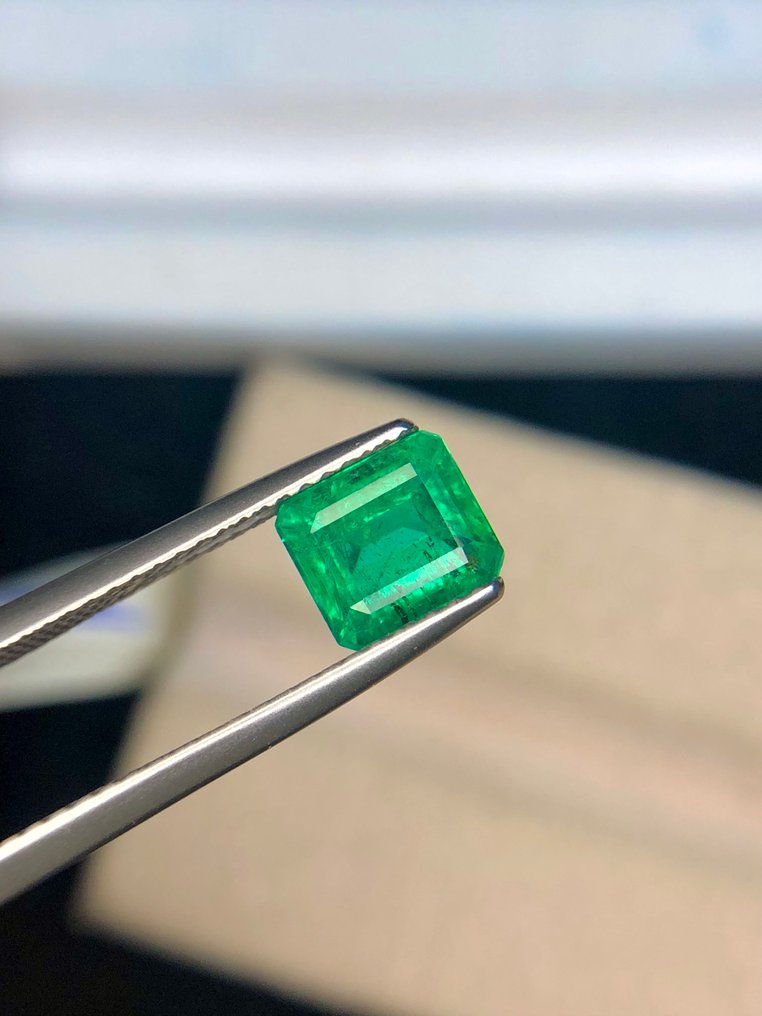 No reserve price - 1 pcs  Green Emerald  - 1.27 ct - International Colored Gemstone Association (ICA GemLab) #1.0