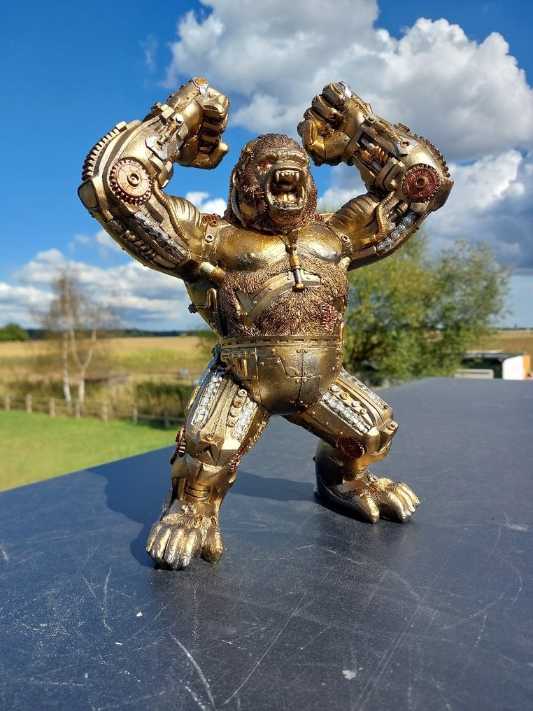 Staty, sculpture of a steampunk roaring monkey - 32 cm - polyresin #2.1