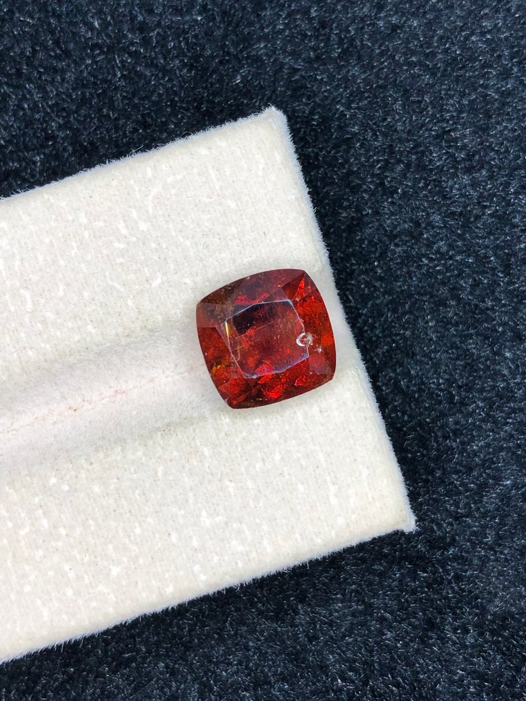 Senza Prezzo di Riserva - 1 pcs  Arancione, Marrone Pietre preziose miste  - 8.16 ct - International Colored Gemstone Association (ICA GemLab) #1.0