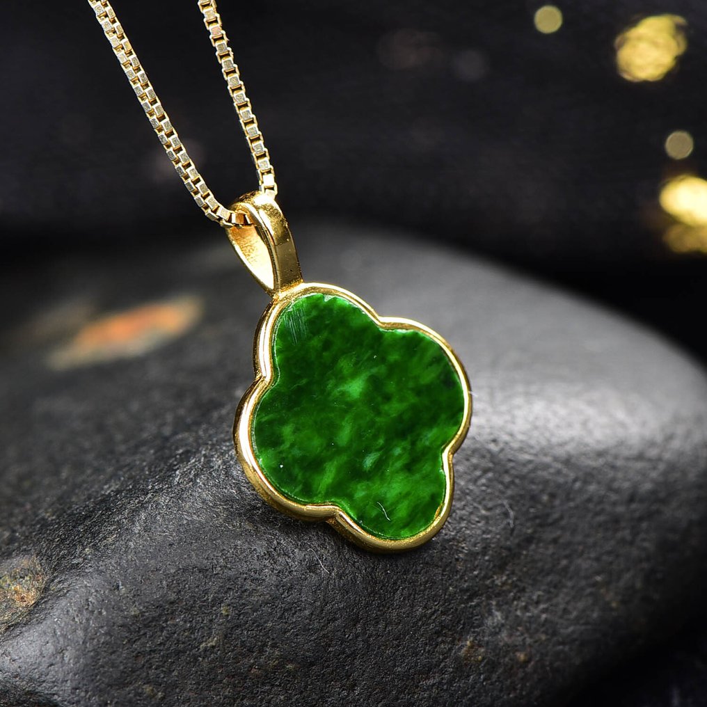 认证未处理翡翠吊坠（A货） 艺术与自然优雅的完美融合- 1.22 g #4.3