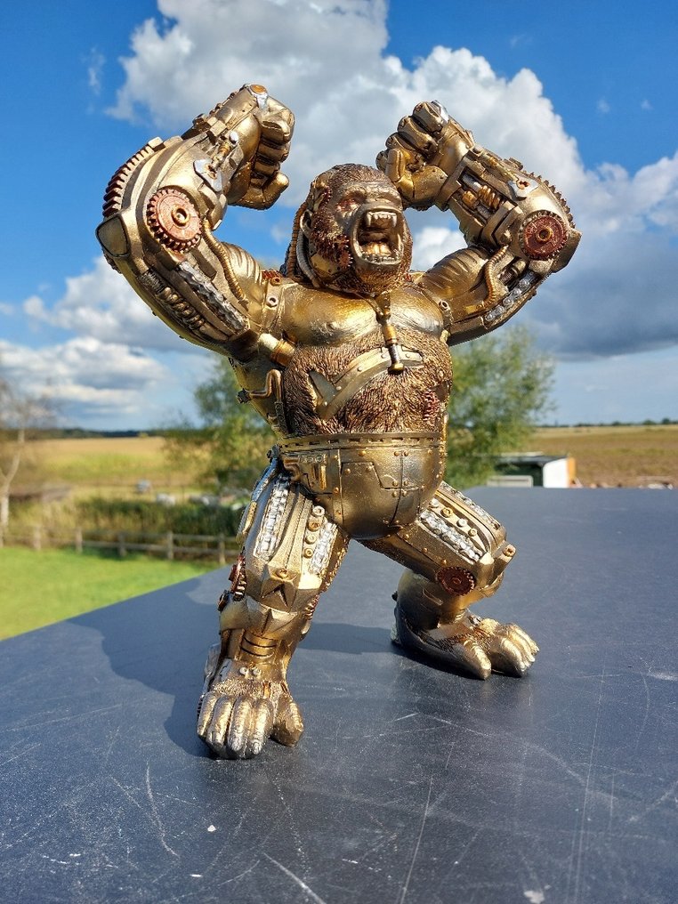 Staty, sculpture of a steampunk roaring monkey - 32 cm - polyresin #3.2
