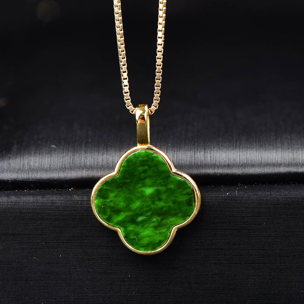 认证未处理翡翠吊坠（A货） 艺术与自然优雅的完美融合- 1.22 g #1.0
