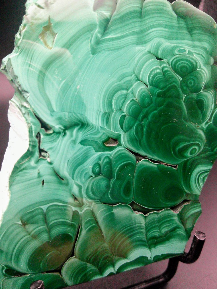 Μαλαχίτης Φέτα - Ύψος: 7.5 cm - Πλάτος: 5.5 cm- 129.7 g - (1) #1.0