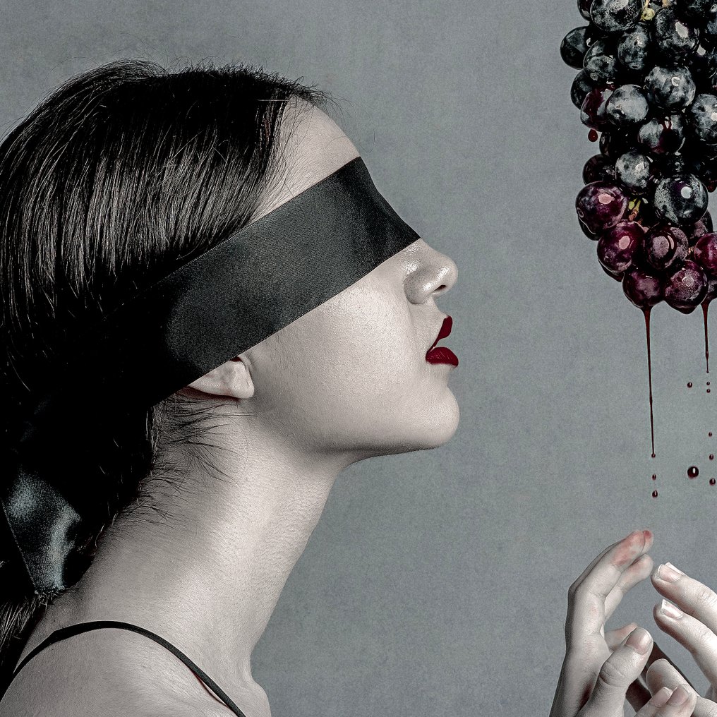 Elena Paraskeva - The Offering - XL #1.0