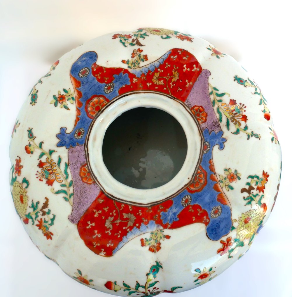 Vaso con coperchio  - Porcellana #3.2