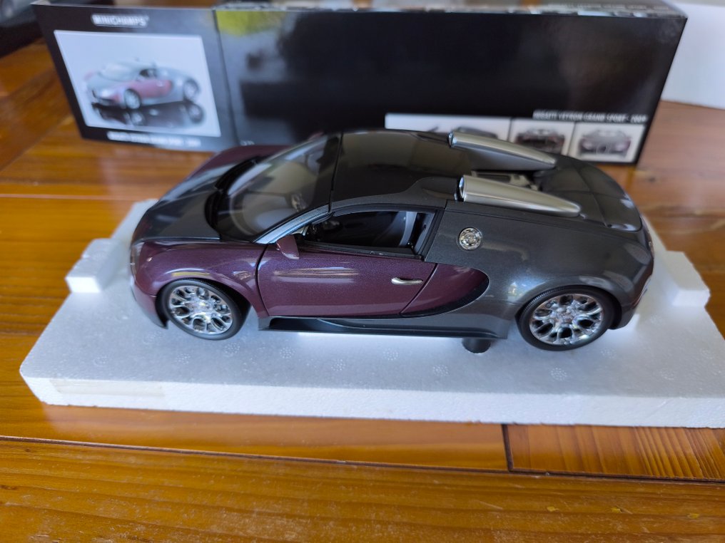 Minichamps 1:18 - Modellauto - Bugatti Veyron Grand Sport #4.3