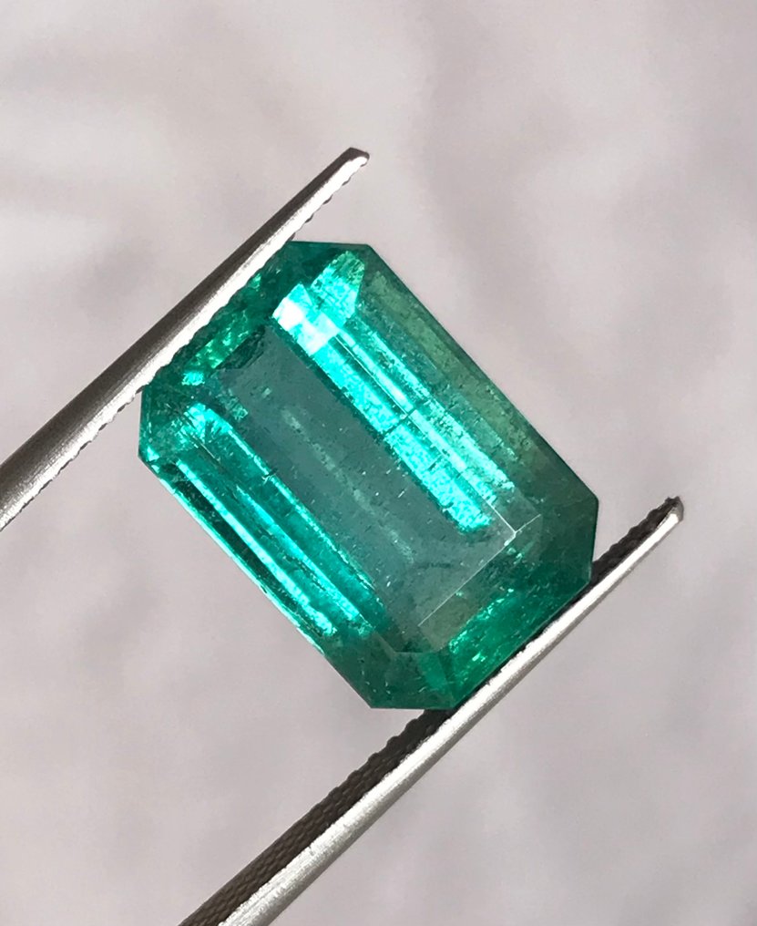 1 pcs  Green, Blue Emerald  - 9.30 ct - International Gemological Institute (IGI) - Free shipping #4.3