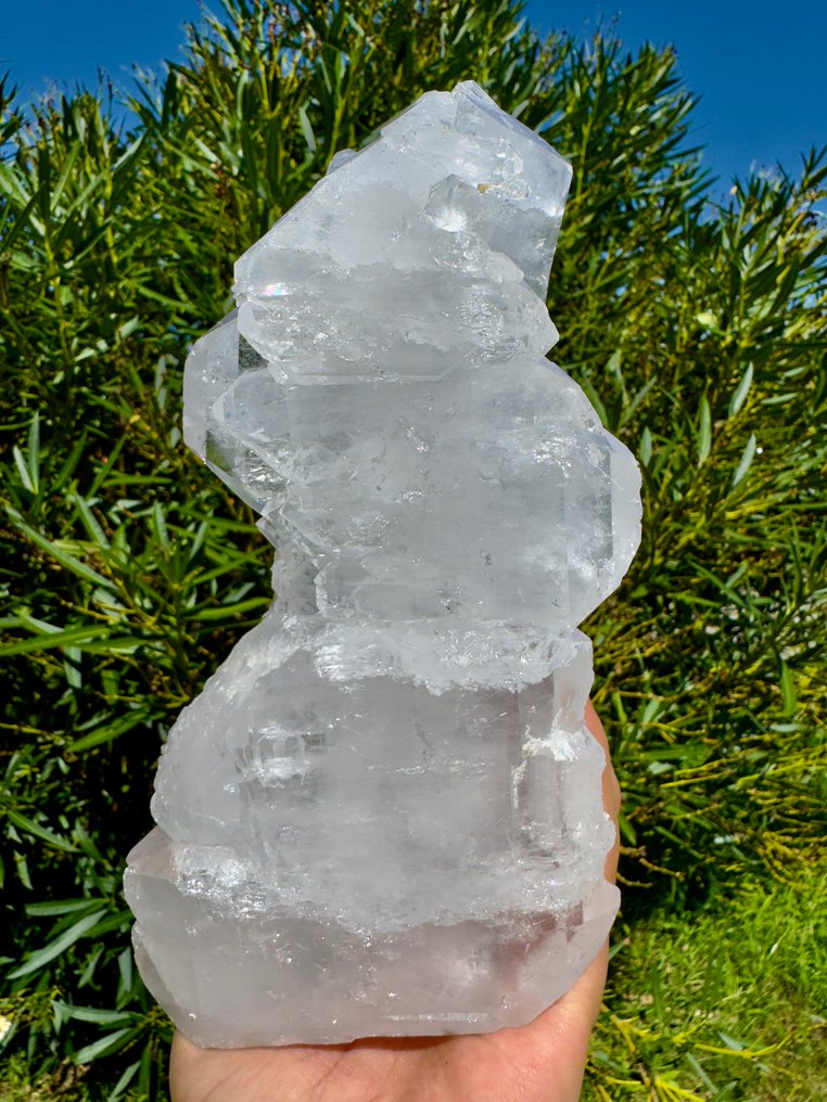 Stunning Big Faden Quartz Crystal on matrix - Height: 19 cm - Width: 11 cm- 1696 g - (1) #1.0