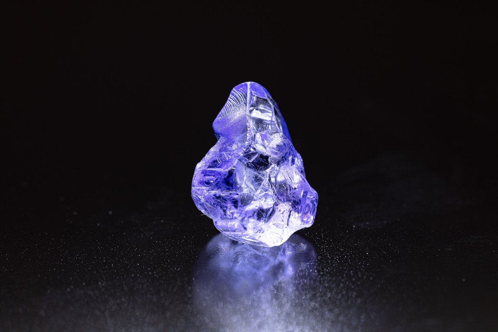 ΕΞΑΙΡΕΤΙΚΑ ΣΠΑΝΙΟ τανζανίτη φυσική μπλε βιολετί ηλεκτρική 3,00 καράτια – ΠΟΙΟΤΗΤΑ ΕΞΑΙΡΕΤΙΚΗ - Ύψος: 18.8 mm - Πλάτος: 8 mm- 0.6 g - (1) #2.1