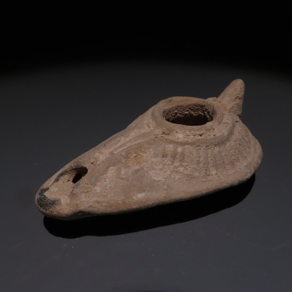 Byzantine Terracotta Oil Lamp. 4th-7th century AD. 9.5 cm length.  (No reserve price) #2.1