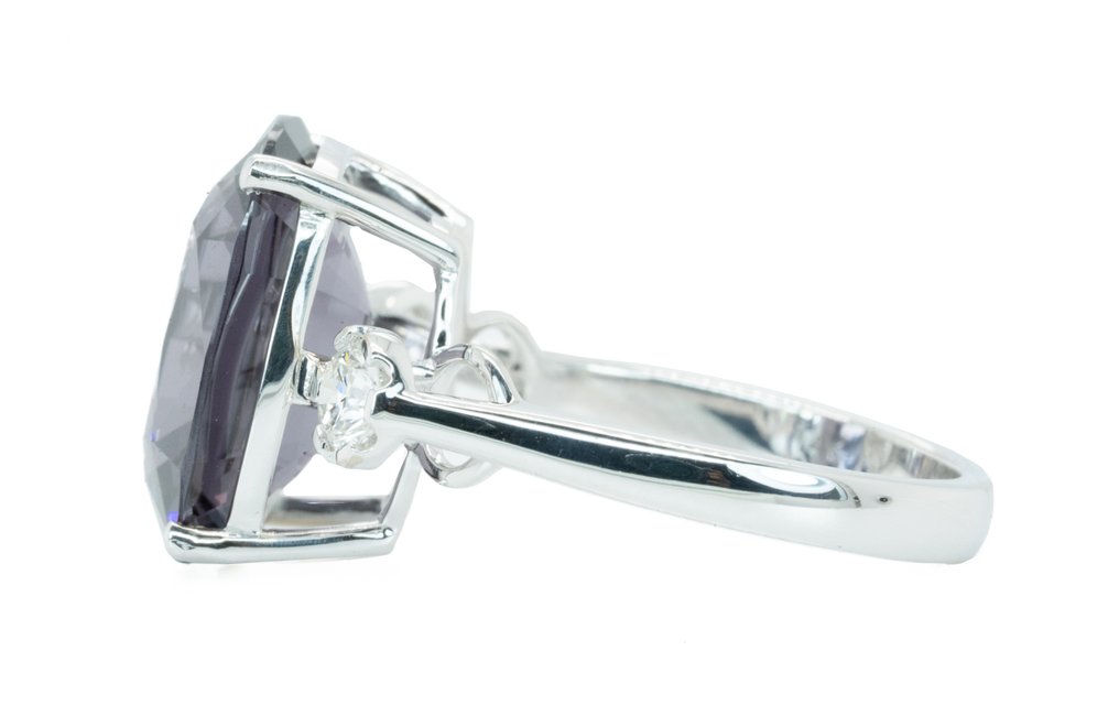 Ring - 14 kt Weißgold, Violet (Burma) - 8.36ct. tw. Spinell - Diamant - 0,34 ct #2.1