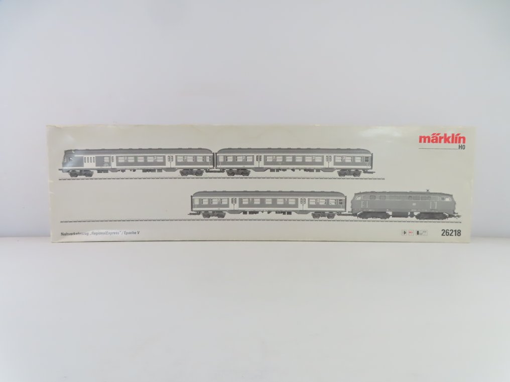 Märklin H0 - 26218 - Set tren (1) - Set de 4 piese 'RegionalExpress' cu BR 218 și 3 vagoane cu cabină de conducere, digital MFX cu full. - DB #3.2