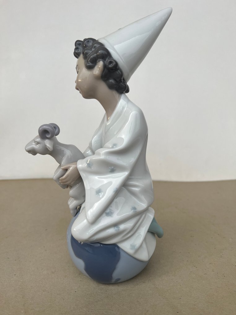 Lladró - Figure - Aries - Porcelain #4.3