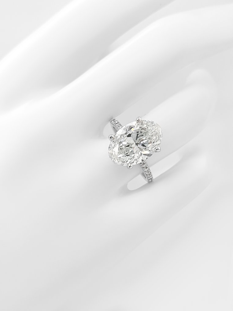 Sormus - 14 kt. E/VS2, Valkokulta -  6.20ct. tw. Timantti (Laboratoriossa kasvatettu) - Timantti - IGI Certified #4.3