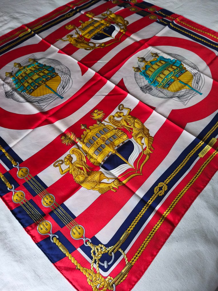 Hermès - CHÂTEAUX D'ARRIÈRE by Julie Abadie, 1994 - 印图开司米围巾 #4.3