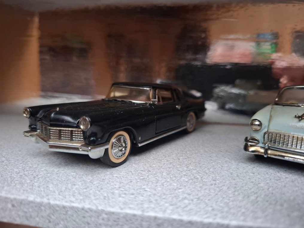 Franklin Mint - Modellbil  (3) - Studebaker Champion; Chevrolet Bel Air; Onbekende zwarte coup e9 #3.2