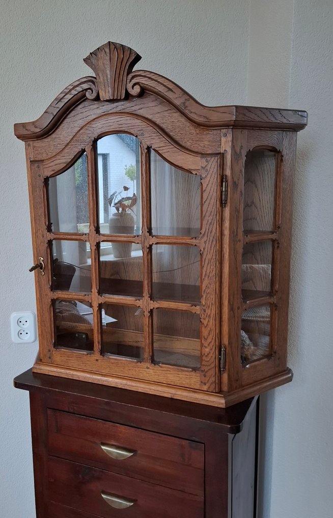 Vitrine - Eikenhout - Magnifique pour l'âge. #1.0