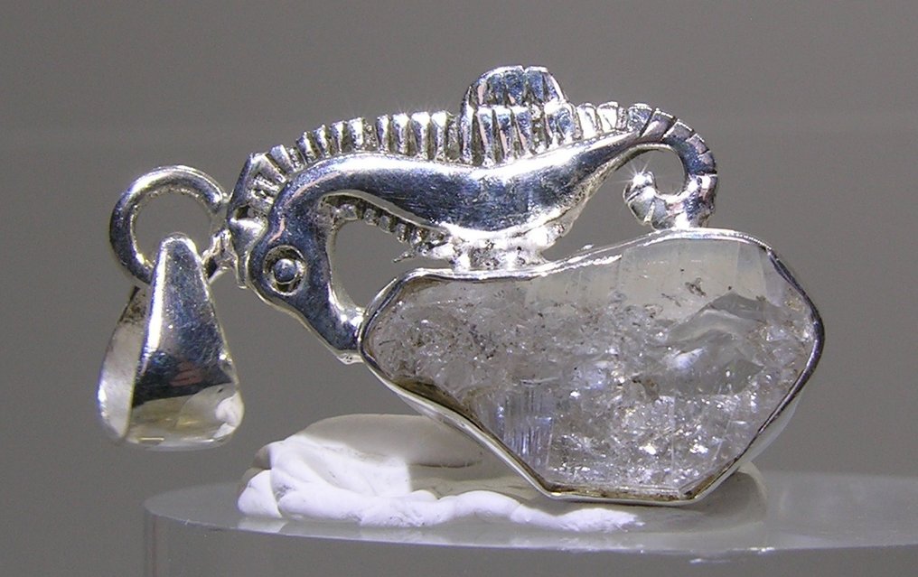 Herkimer Hanger - Hoogte: 32 mm - Breedte: 15 mm- 4.02 g - (1) #4.3