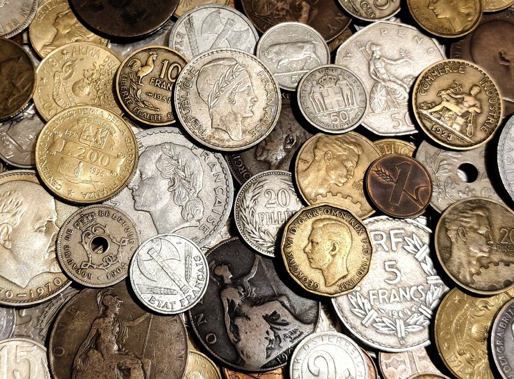 Mundo. Collection of +200 Coins  inculding old ones  (Sem preço de reserva) #1.0