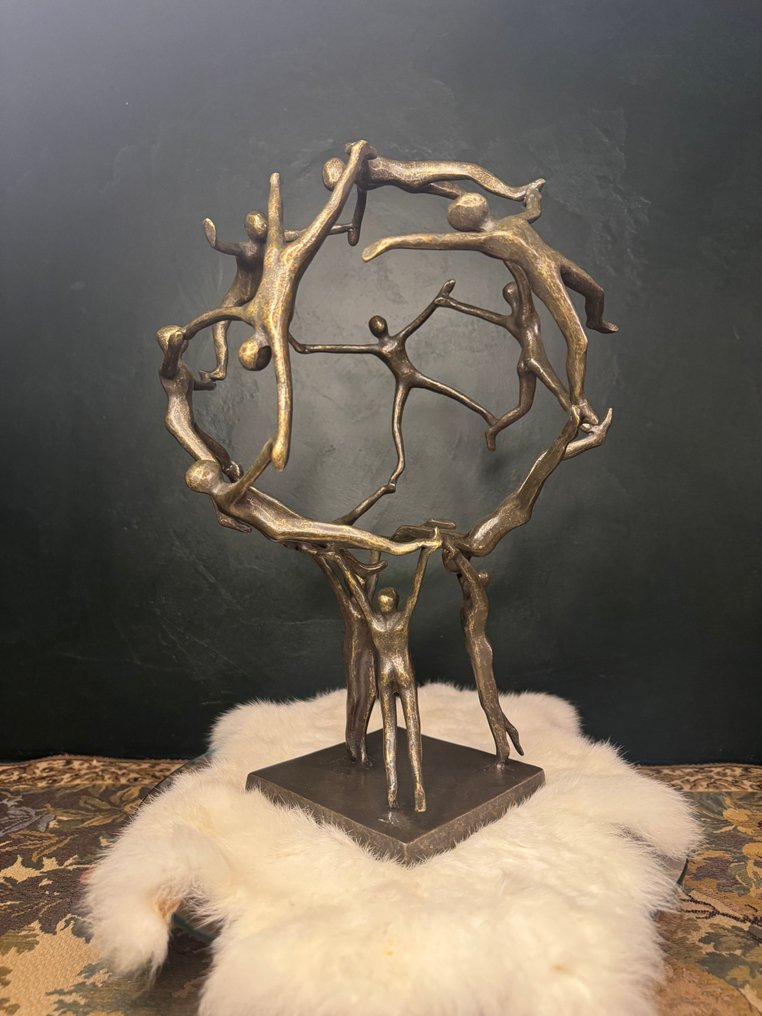 Benjamin Wouters (XX) - Connection globe #1.0