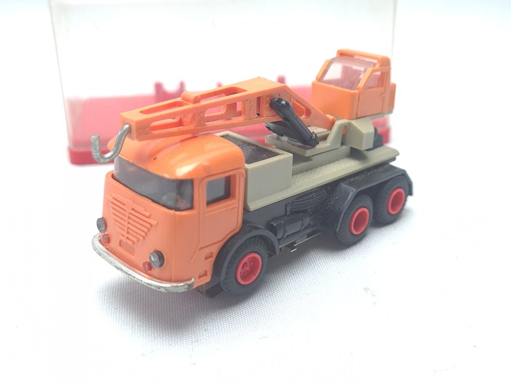 Faller, AMS H0 - 5781 - Modelltog (1) - Kranbil Büssing #1.0