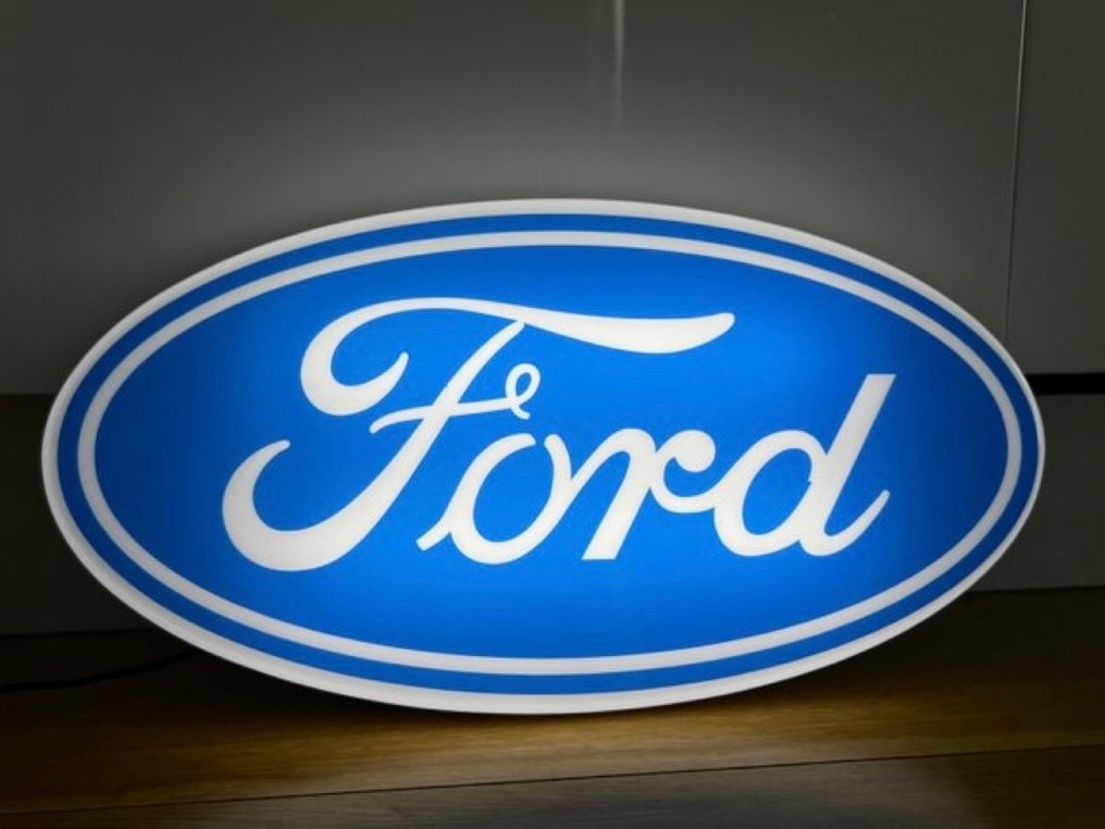 Sign - Ford - Large Ford Illuminated Sign Lightbox #2.1