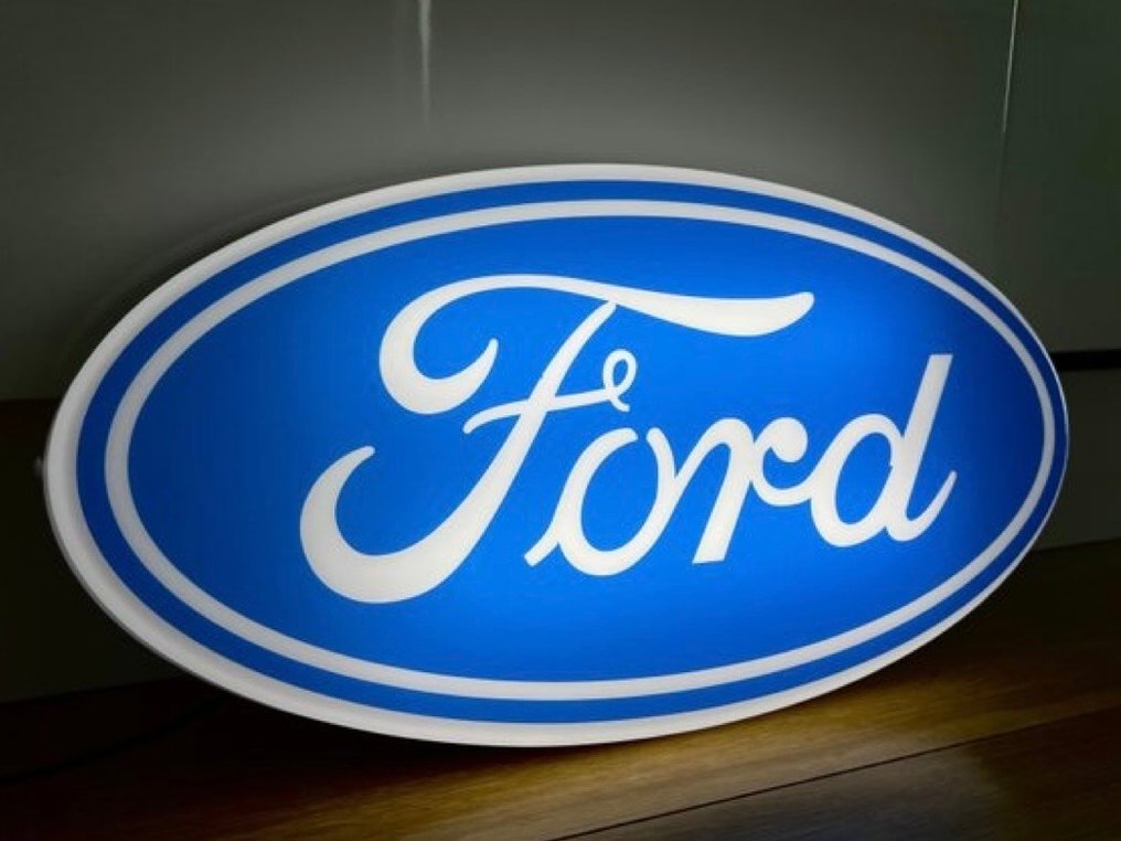 Sign - Ford - Large Ford Illuminated Sign Lightbox #1.0