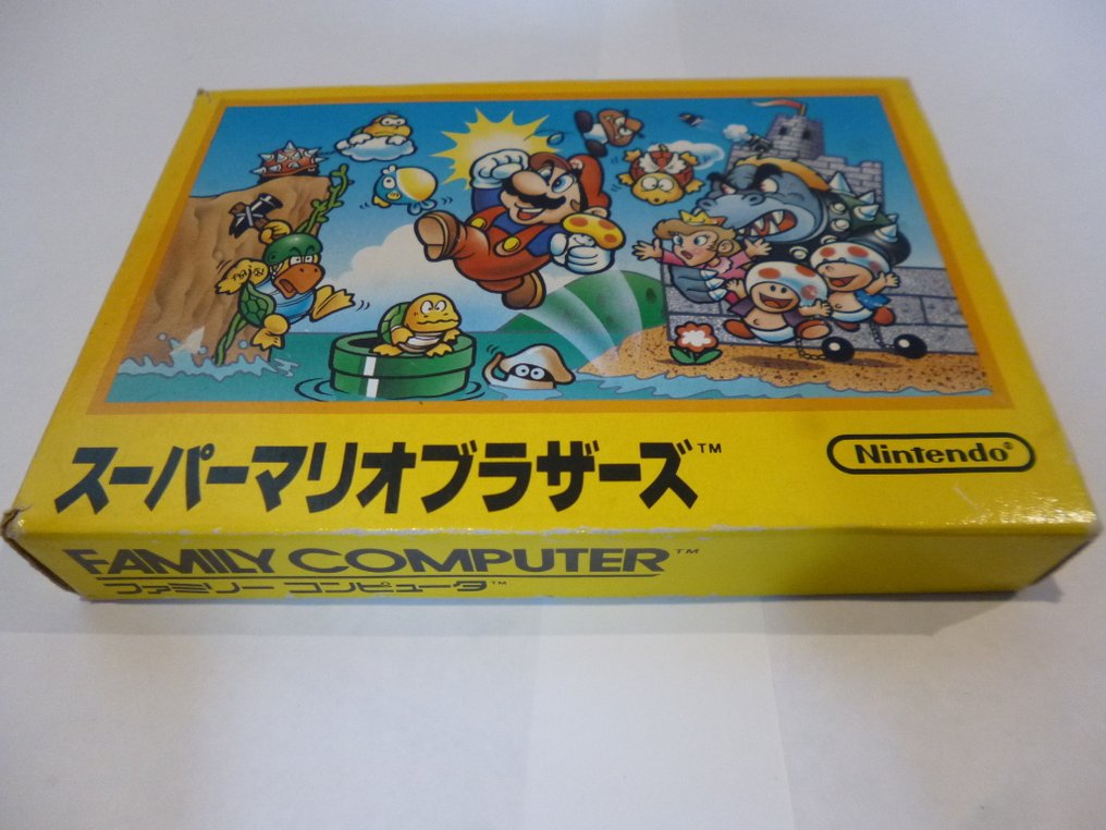 Nintendo - Famicom (Japanese NES) - Super Mario Bros. Japanese Famicom (NES) Software. Includes box and instruction manual. - Jeu vidéo #1.0