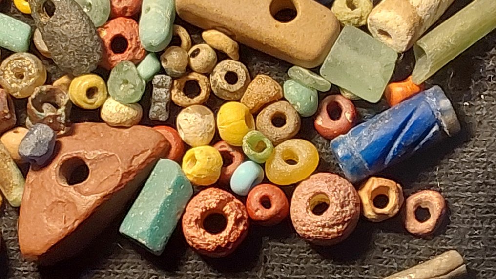 古埃及到罗马 玻璃 超过100个古老的珠子  (没有保留价) #3.2