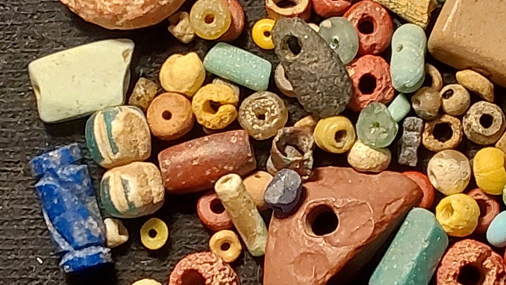 古埃及到罗马 玻璃 超过100个古老的珠子  (没有保留价) #4.3