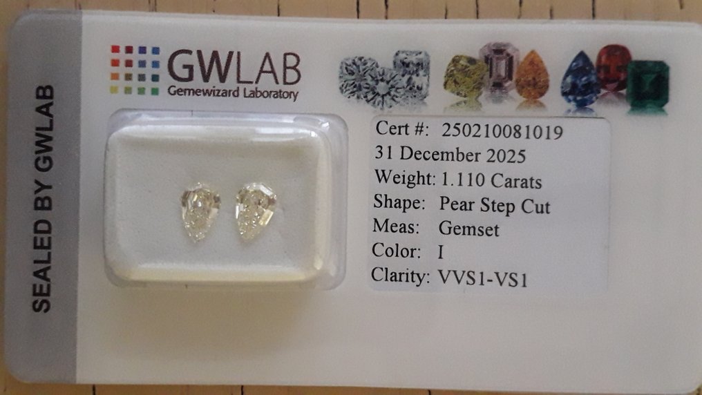 2 pcs Diamond  (Natural)  - 1.11 ct - Pear - I - VVS1, VS1 - Gemewizard Gemological Laboratory (GWLab) #2.1