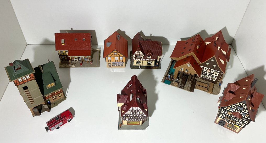 Vollmer, Faller, Wiking H0 - 模型火車風景 (8) - Vakwerkdorp配有木材厂、消防站和各种商店计划。 #1.0