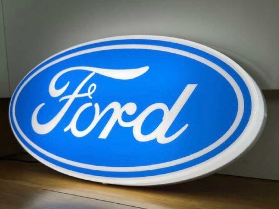 Sign - Ford - Large Ford Illuminated Sign Lightbox #4.3