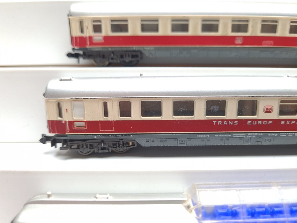Minitrix N - Model train passenger carriage (4) - 4x TEE carriages - DB #4.3