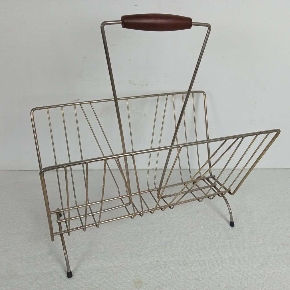 Magazine rack - Brass, Beech - Vintage newspaper rack #1.0