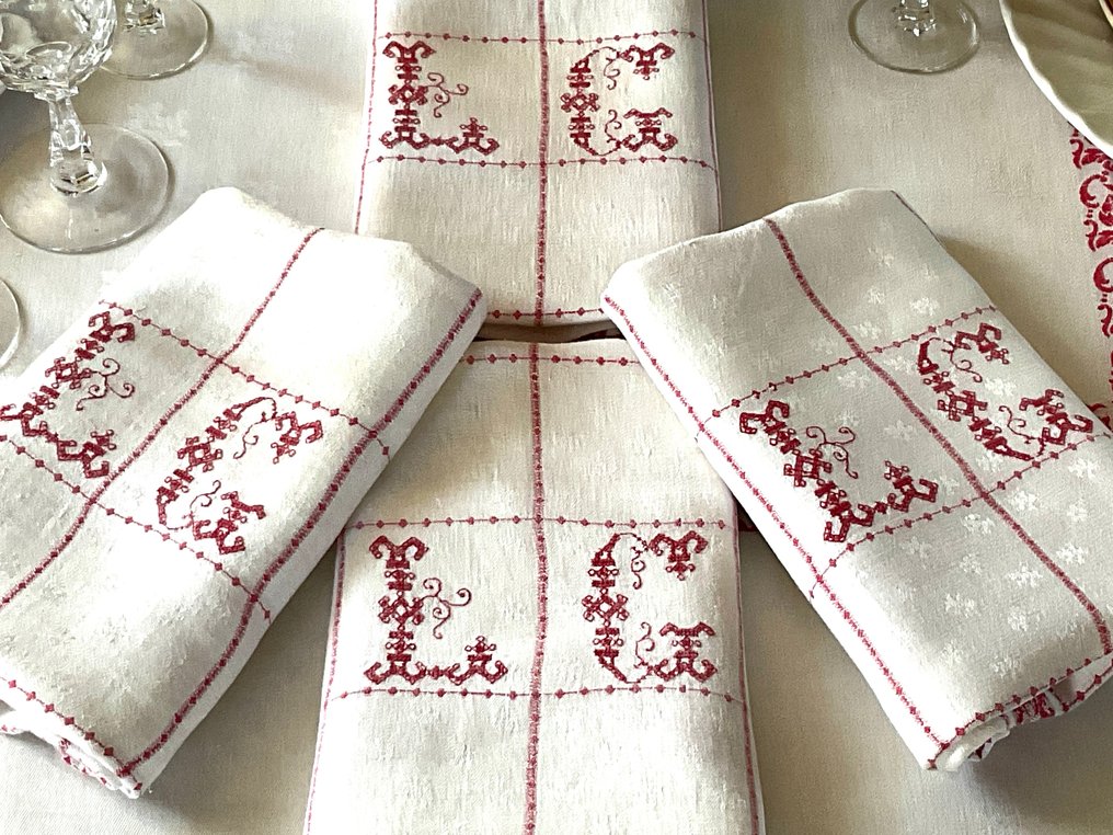 4 linnen servetten uit de vroege 20e eeuw met initialen L.C. - Servet - 70 cm - 80 cm #1.0