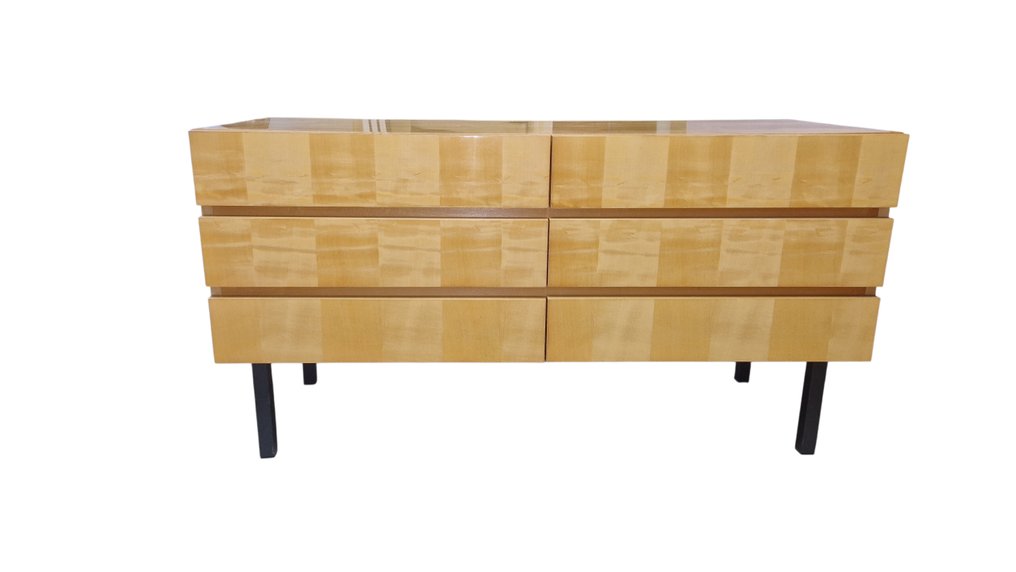 Szekrény - Tölgy - lakkozott tölgyfa tálalószekrény #1.0