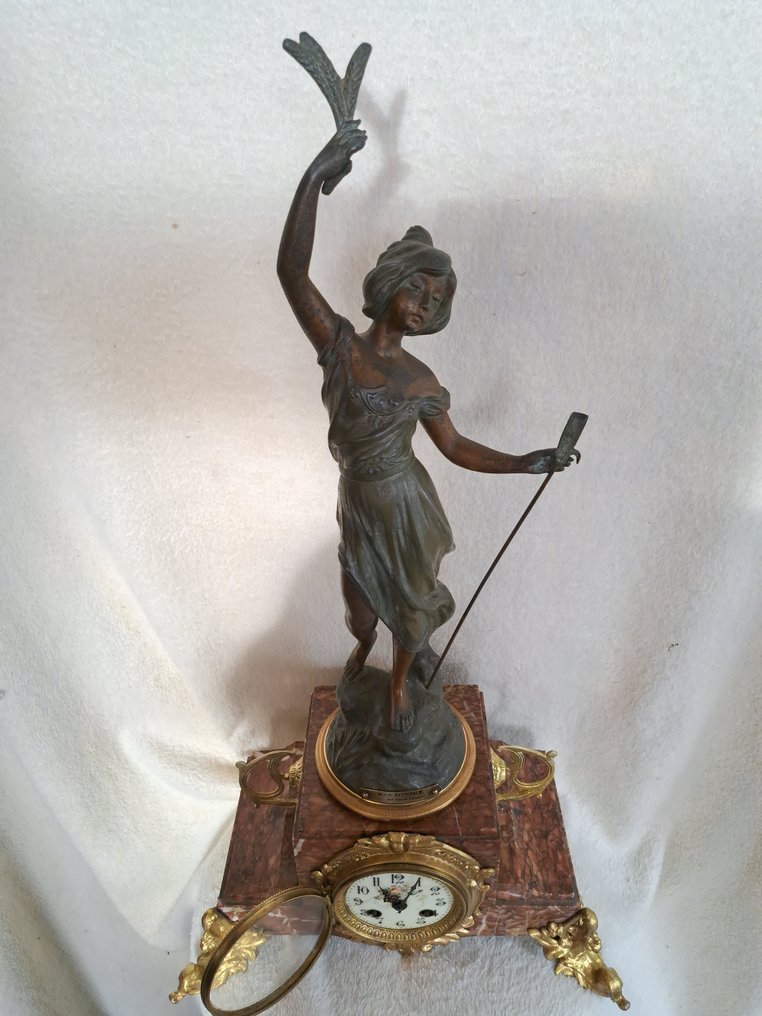 Figural mantel clock -  Antique Marble, Bronze, Brass, Alloy - 1850-1900 #1.0
