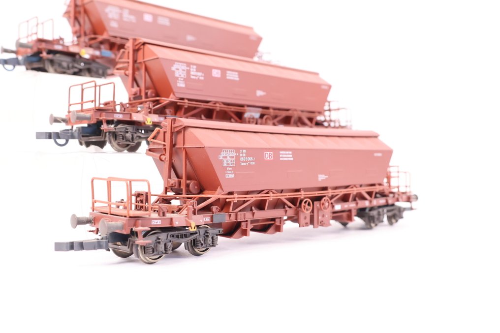 Piko H0 - Model train freight carriage (3) - Three Taoos wagons - DB #4.3