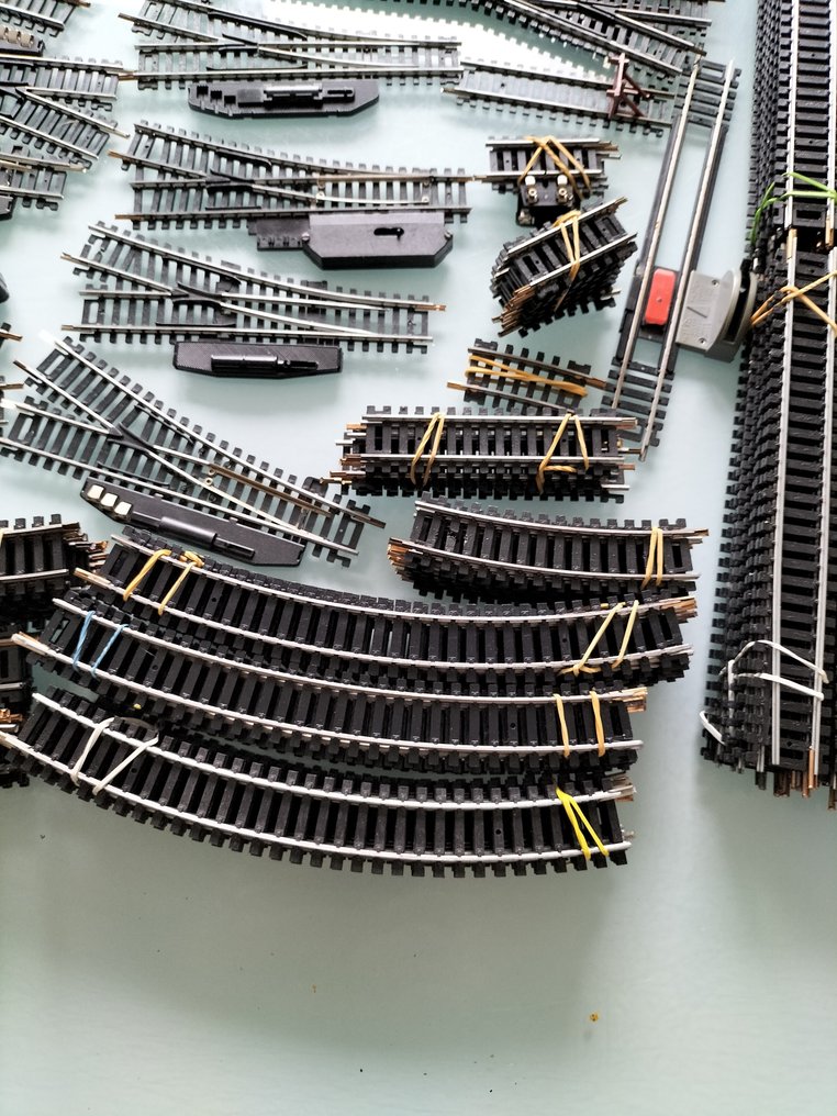 Lima H0 - Model train tracks (241) - Everything is working, no faults. #3.2