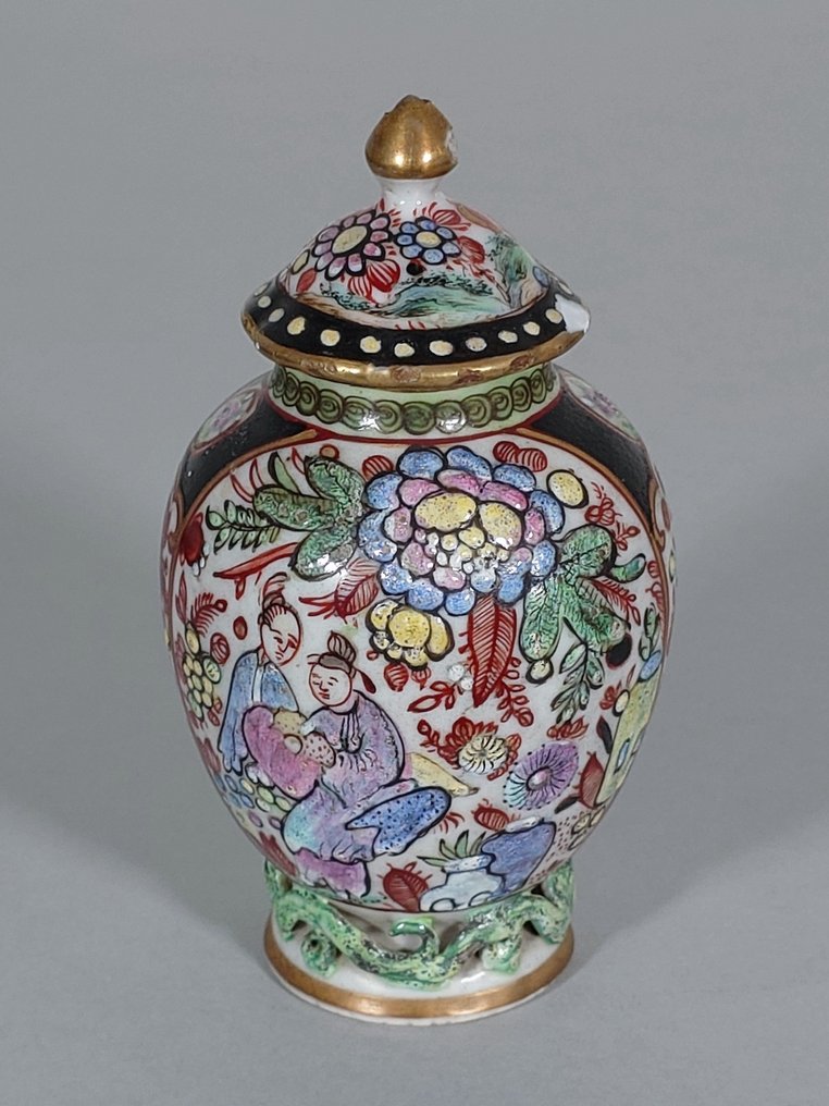 狠狠打败了 theebus。 - 瓷器 - 中國 - 清乾隆(1736-1795) #3.2