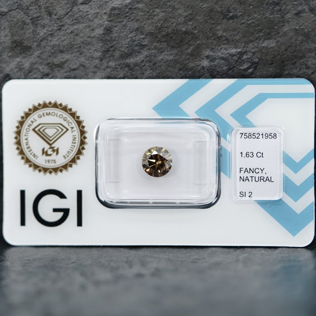 没有保留价 - 1 pcs 钻石 (天然色彩的) - 1.63 ct - 圆形 - Fancy intense 稍帶棕色的 黄色 - SI2 微内含二级 - 国际宝石研究院(IGI) #3.2