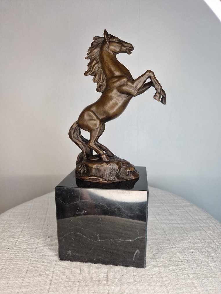 J.P. Depose - A. Barage - Statue, Bronzen stijgend paard op sokkel - 22 cm - Bronze, Marmor #2.1