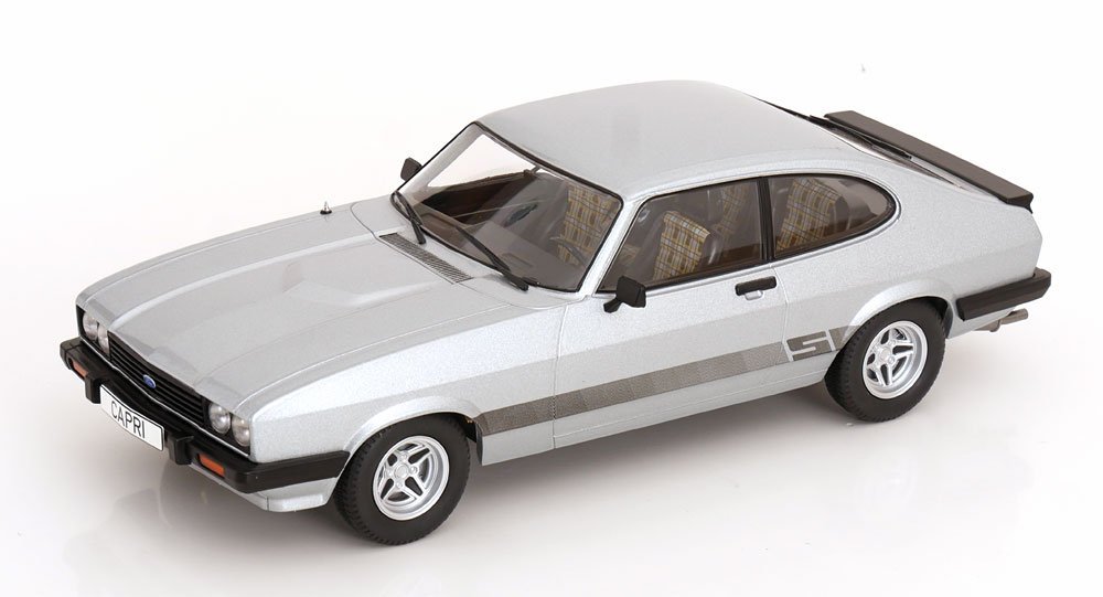 MCG 1:18 - Modelauto - Ford Capri MKIII - 1978 - Zilver metallic #1.0