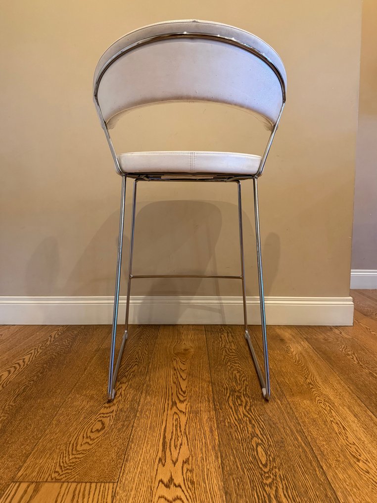 Calligaris - Sgabello (4) - New York - Calfskin #2.1